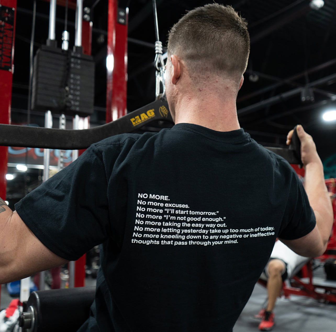 NO EXCUSES REGULAR T-SHIRT