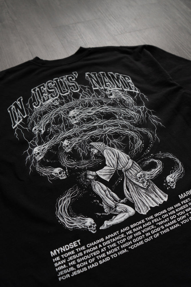 
                  
                    Load image into Gallery viewer, IN JESUS&amp;#39; NAME OVERSIZE T-SHIRT IN BLACK
                  
                