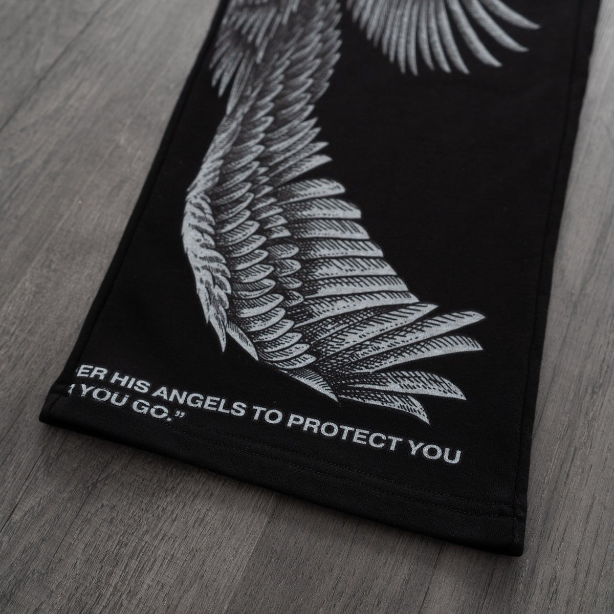 NO CUFF SERAPHIM SWEATPANTS